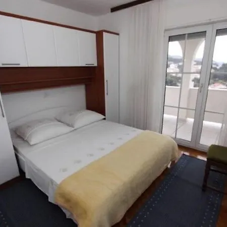 Apartments Vila Antula Banjol Esterno foto