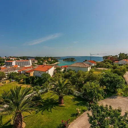 Apartments Vila Antula Banjol Esterno foto