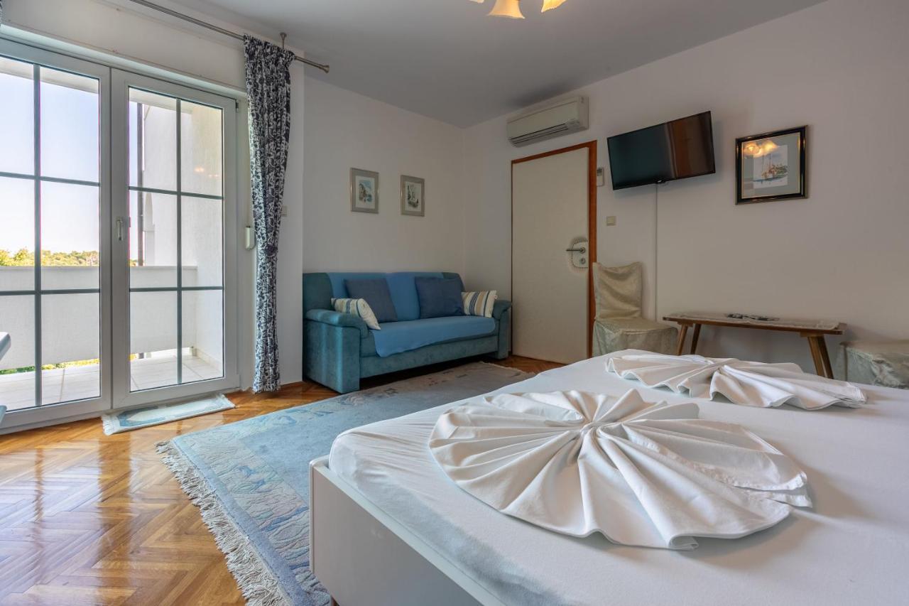 Antula Apartment Banjol