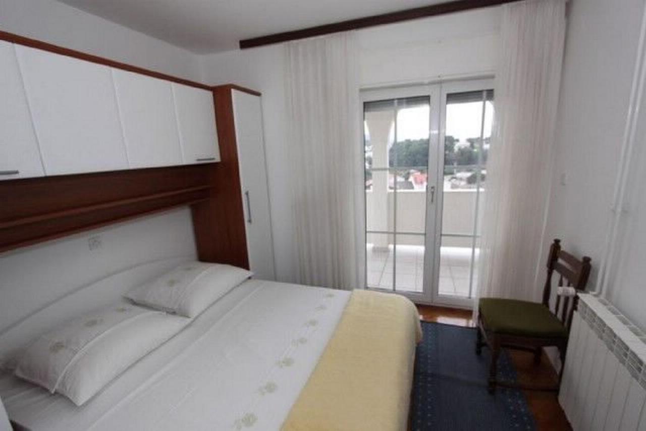 Antula Apartment *